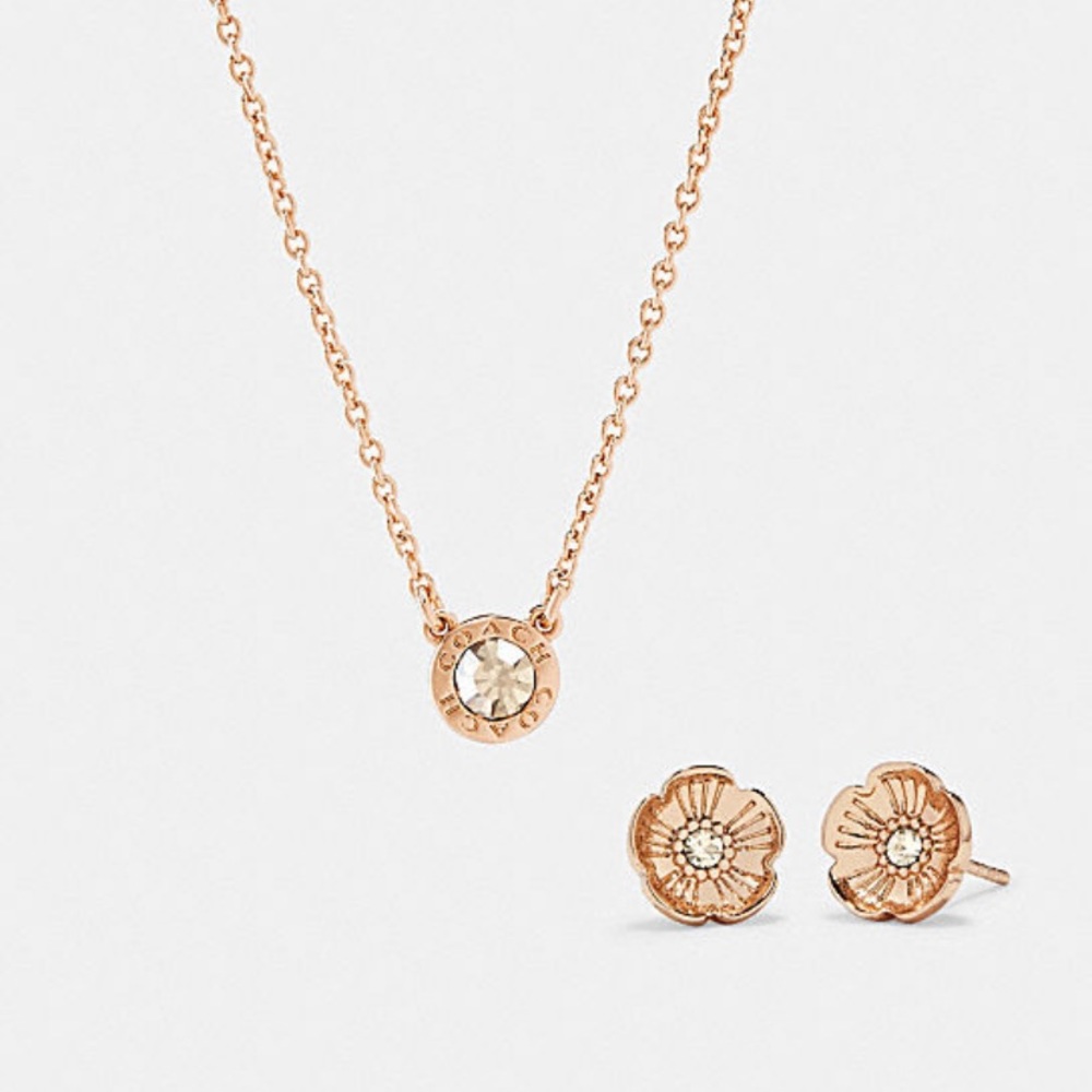 Coach set 🌸